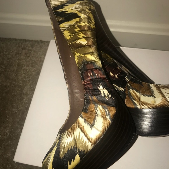 ALDO heels - Picture 4 of 5